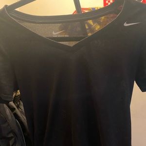 Nike alethic tee
